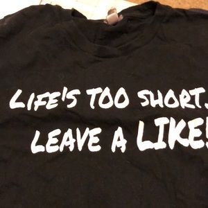 This is a youtubers shirt